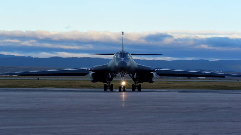 A B-1 Lancer bomber on the Ellsworth AFB flightline. (U.S. Air Force photo)